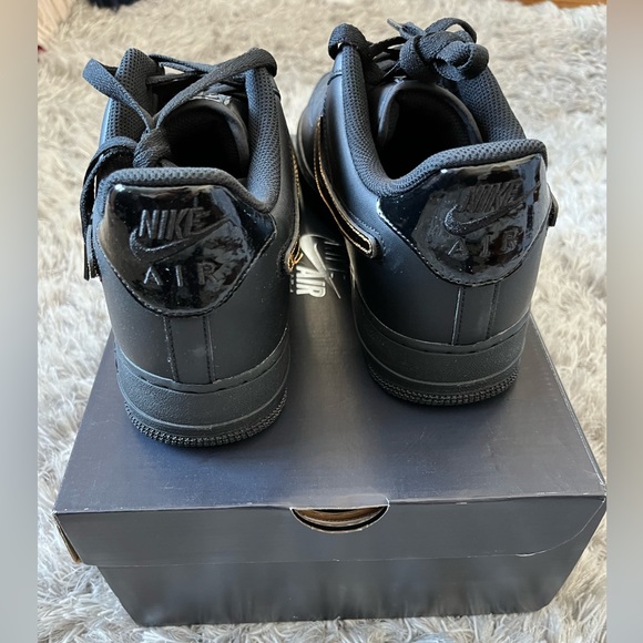Nike Air Force 1 black metallic golden removable swoosh” - Picture 6 of 10